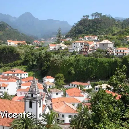 2 Bedrooms Bungalow With Sea View Enclosed Garden And Wifi At Sao Martinho Funchal 1 Km Away From The Beach * Funchal (Madeira)