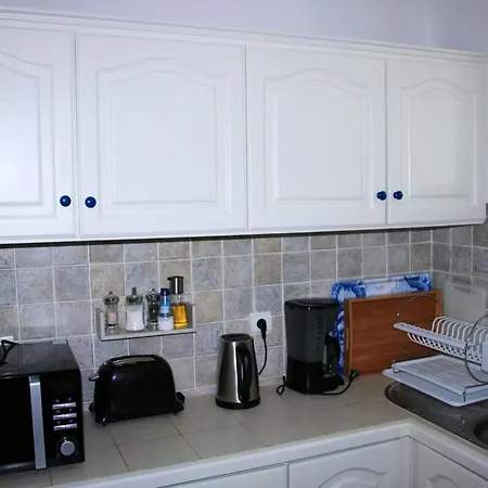 Holiday home 2 Bedrooms Bungalow With Sea View Enclosed Garden And Wifi At Sao Martinho Funchal 1 Km Away From The Beach *