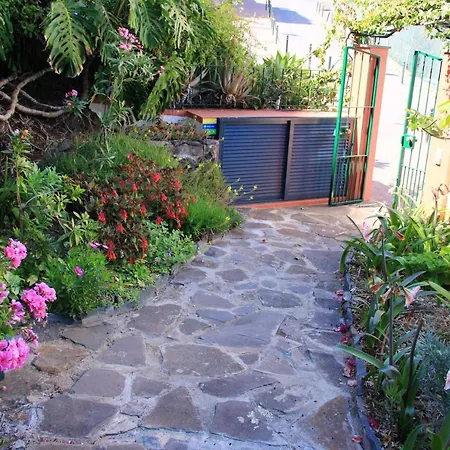 2 Bedrooms Bungalow With Sea View Enclosed Garden And Wifi At Sao Martinho Funchal 1 Km Away From The Beach Funchal (Madeira)