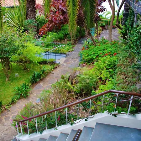 2 Bedrooms Bungalow With Sea View Enclosed Garden And Wifi At Sao Martinho Funchal 1 Km Away From The Beach
