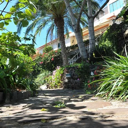 Holiday home 2 Bedrooms Bungalow With Sea View Enclosed Garden And Wifi At Sao Martinho Funchal 1 Km Away From The Beach
